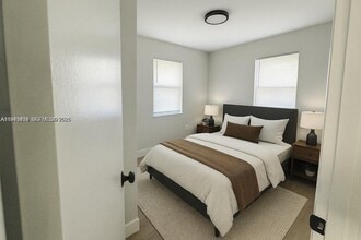 1400 NE 43rd Ct in Pompano Beach, FL - Building Photo - Building Photo