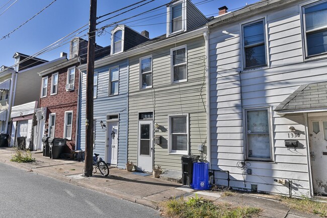 property at 1334 Penn St