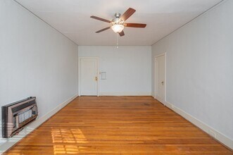 Carlisle Terrace in Birmingham, AL - Building Photo - Interior Photo