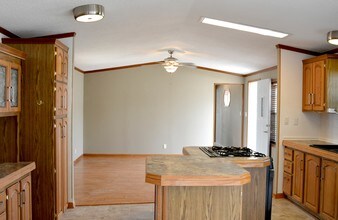 4212 E 29th St in Des Moines, IA - Building Photo - Building Photo