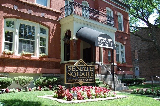 Senate Square Apartments in St. Louis, MO - Building Photo - Building Photo