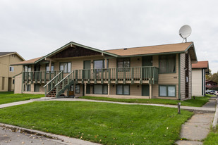 406 Camelot Dr Apartments