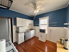 27 Gilman Ter, Unit 2 in Somerville, MA - Building Photo