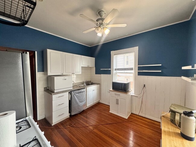 property at 27 Gilman Ter