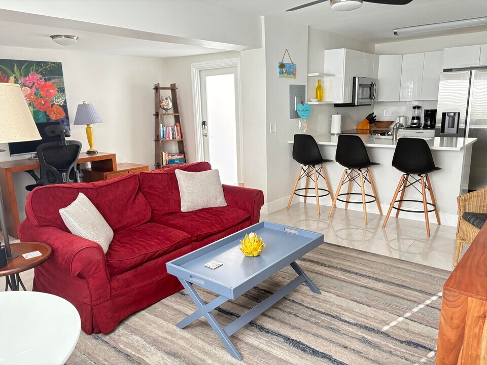 237 Osceola Park Ln in Delray Beach, FL - Building Photo