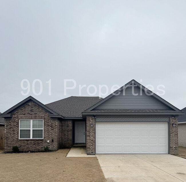 565 Fernwood Dr in Marion, AR - Building Photo - Building Photo