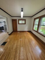 42 Durham St in Rochester, NY - Building Photo