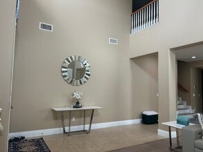 8132 Finch St in Corona, CA - Building Photo - Building Photo