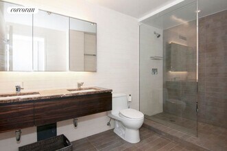 515 E 72nd St in New York, NY - Building Photo - Building Photo