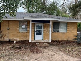 2603 W Belmont St in Pensacola, FL - Building Photo