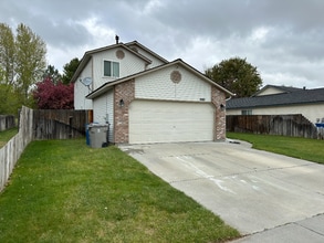 620 Teton Dr in Mountain Home, ID - Building Photo - Building Photo