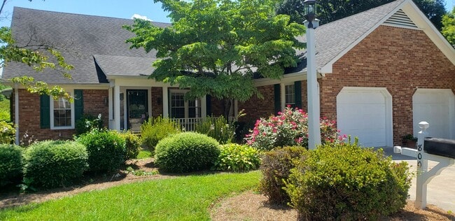 800 Buffington Ct