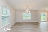 107 Sawyer Ln photo'