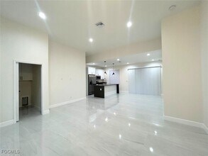 1905 NE 2nd Ave in Cape Coral, FL - Building Photo - Building Photo