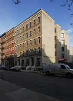 131-135 W 138th St Apartamentos