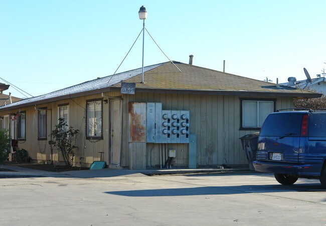 1123 Del Monte Ave in Salinas, CA - Foto de edificio - Building Photo