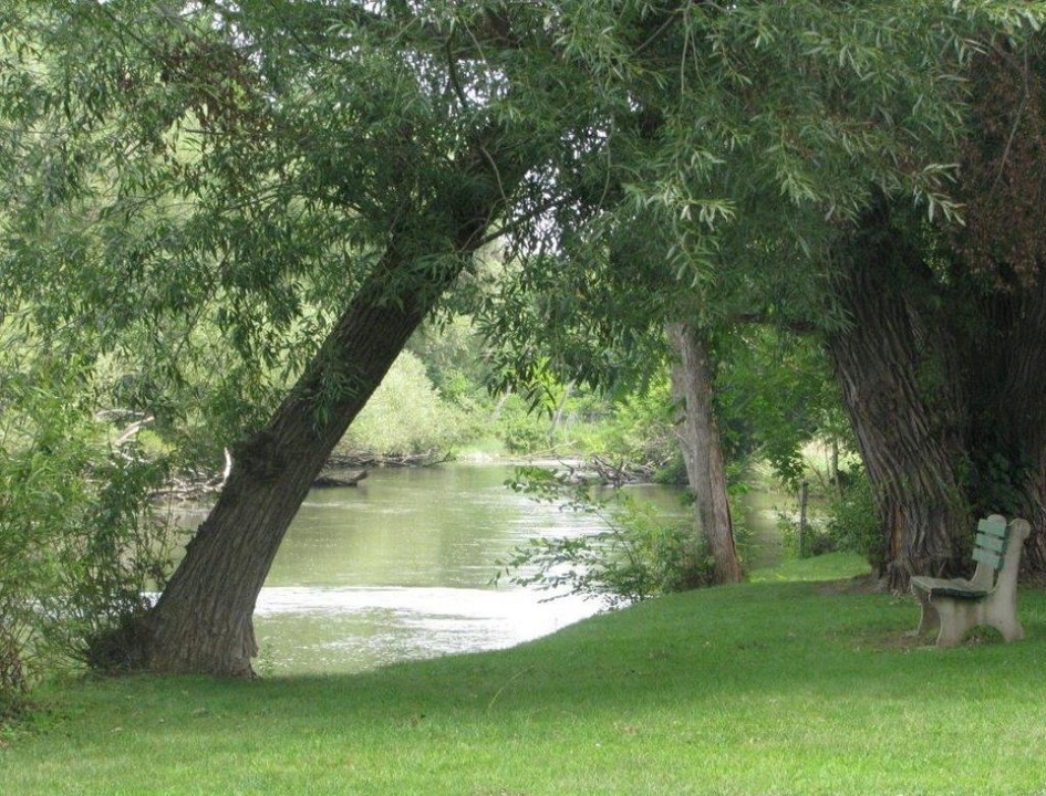 Riverside Apartments and Virginia Manor in Marshall, MI - Building Photo