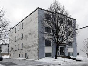 368 Blake Blvd in Ottawa, ON - Building Photo - Building Photo