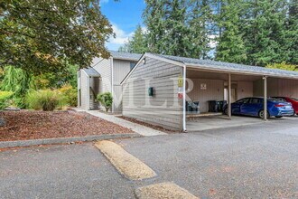 1700 Lake Park Dr SW in Tumwater, WA - Foto de edificio - Building Photo