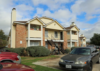 Oakwood Glen Condominiums in Spring, TX - Building Photo - Building Photo