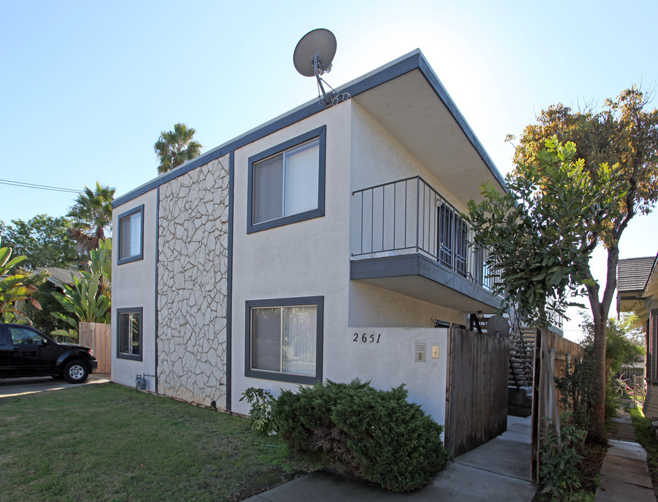 2651 A St in San Diego, CA - Building Photo