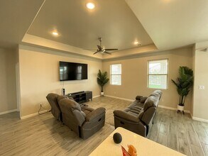 4549 Red Mountain Cir in Las Cruces, NM - Building Photo - Building Photo