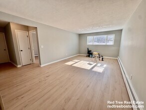 97 Spring St, Unit A3 in Boston, MA - Building Photo - Building Photo