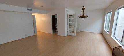 1122 Peck Dr, Unit Penthouse 3 in Los Angeles, CA - Building Photo - Building Photo