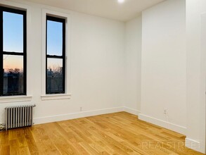 183 Seventh Avenue in Brooklyn, NY - Building Photo - Floor Plan