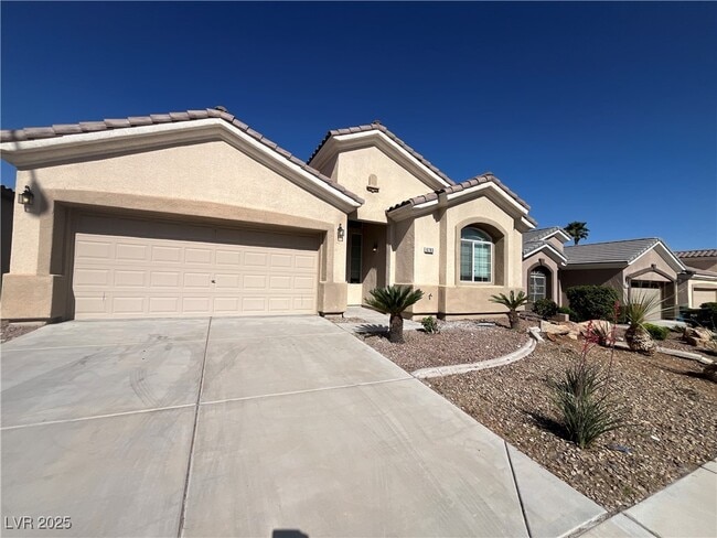 property at 6783 Quarterhorse Ln