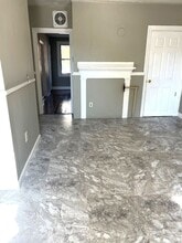 22-26 Barbara Street in Providence, RI - Foto de edificio - Building Photo