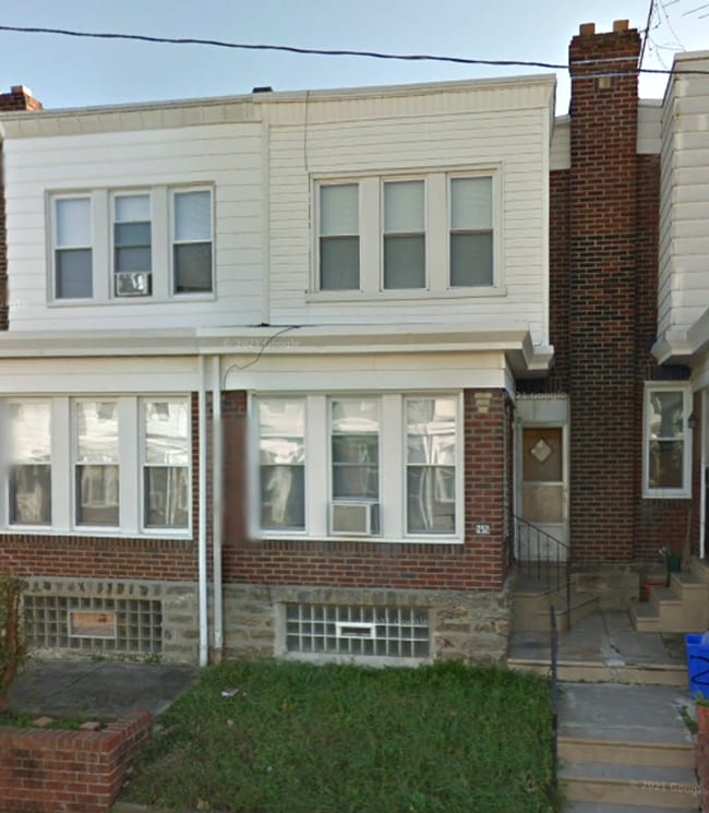 property at 252 Rosemar St