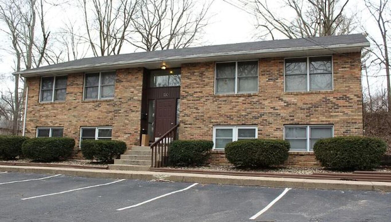 130 S Clarendon St in Kalamazoo, MI - Building Photo