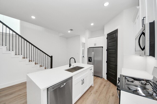 property at 3308 Hardy St