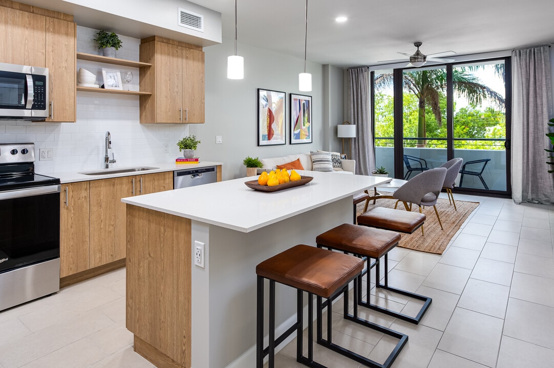 Avalon Doral in Doral, FL - Foto de edificio