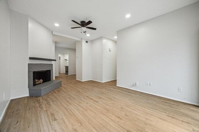 5001 Lamonte Ln in Houston, TX - Building Photo - Building Photo