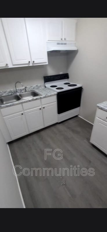 property at 1904 N William St