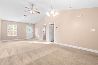 308 Browning Dr in Grovetown, GA - Building Photo - Building Photo