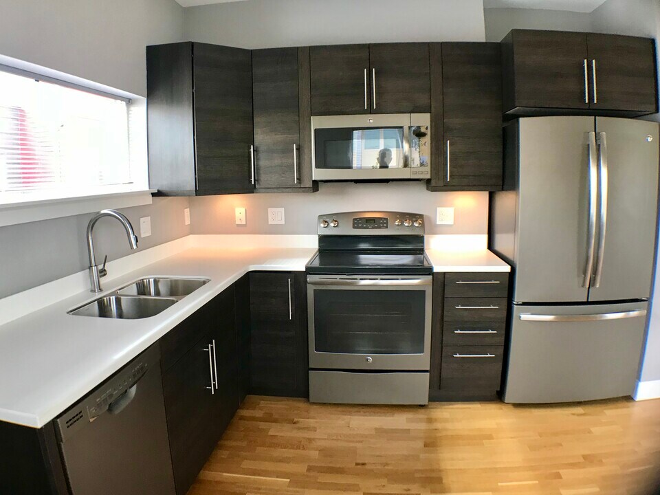 2803 W 52nd Ave, Unit Studio in Denver, CO - Building Photo