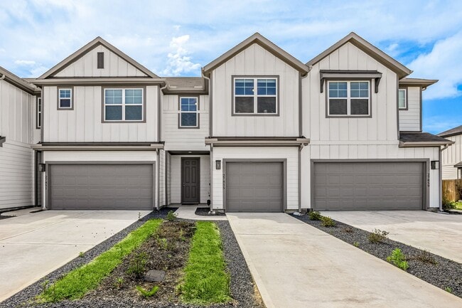 property at 27855 Western Crk Ct