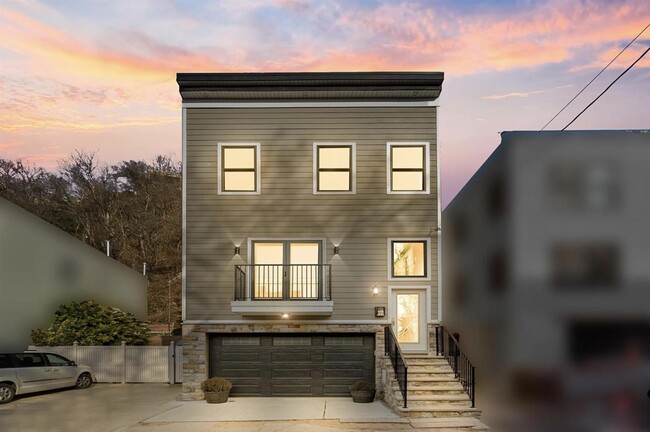 property at 9B W 19th St