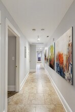 320 W Evergreen Ave in Chicago, IL - Building Photo - Building Photo