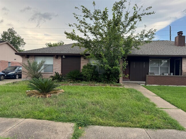 property at 3723 Westmeadow