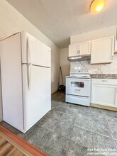 313 Summit Ave, Unit 10 in Boston, MA - Building Photo - Building Photo