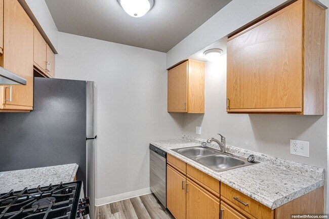 Clayton Ridge in Oshkosh, WI - Foto de edificio - Building Photo