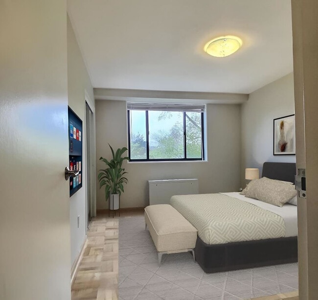 5112 MacArthur Blvd in Washington, DC - Building Photo - Building Photo