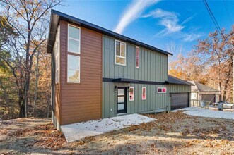 50 Thaxted Dr in Bella Vista, AR - Building Photo - Building Photo