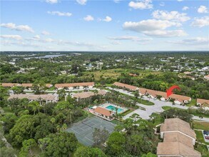 1544 SW Silver Pine Way in Palm City, FL - Building Photo - Building Photo