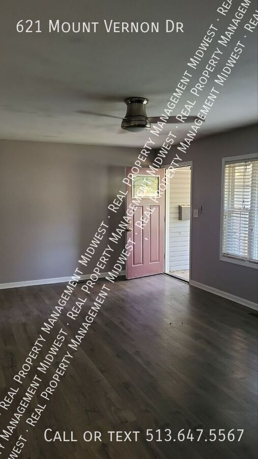 621 Mt Vernon Dr in Xenia, OH - Building Photo - Building Photo