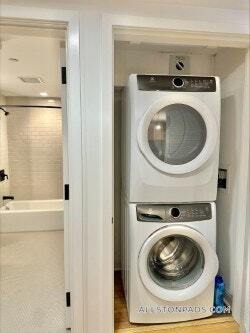 83 Gardner St, Unit 208 in Boston, MA - Foto de edificio - Building Photo